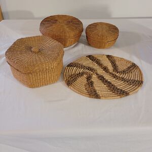 set of 4 vtg primitive lidded woven sea grass misc baskets and trivit